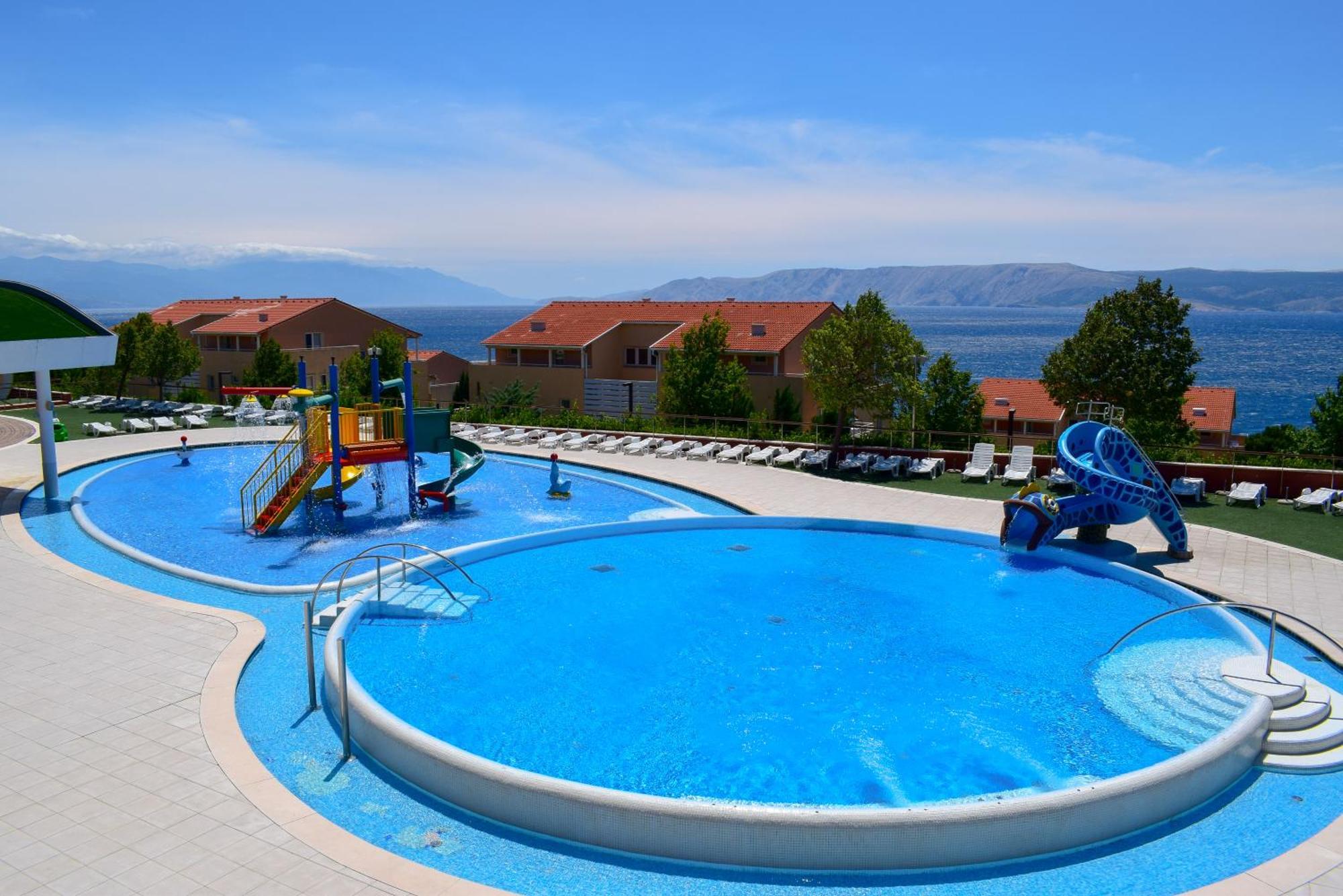 Apartments Grand Novi Vinodolski Resort Eksteriør billede