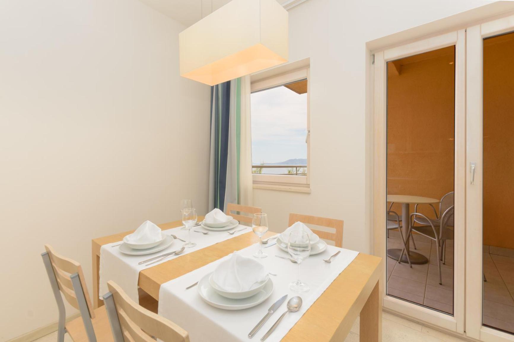 Apartments Grand Novi Vinodolski Resort Værelse billede