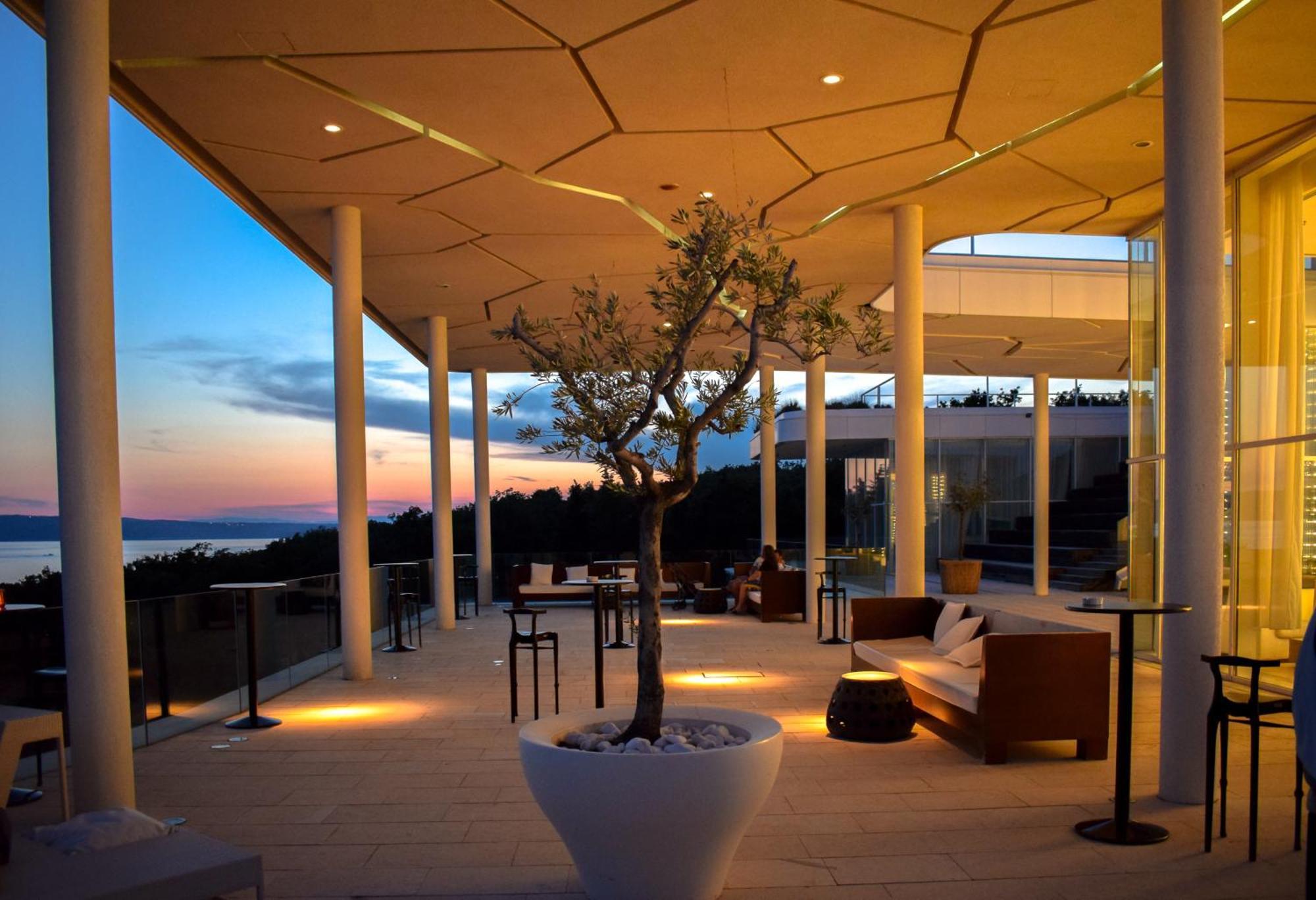 Apartments Grand Novi Vinodolski Resort Eksteriør billede